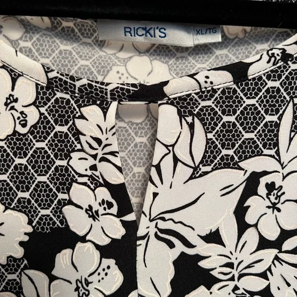 ❌SOLD❌Ricki’s Ladies XL Top - Picture 2 of 4